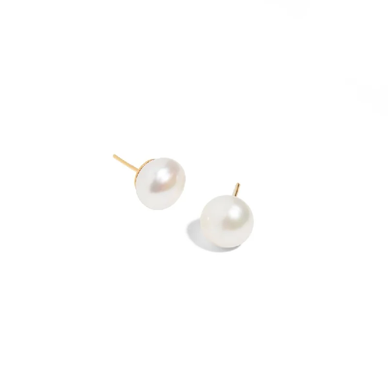 ROUND PEARL ESSENTIAL STUDS