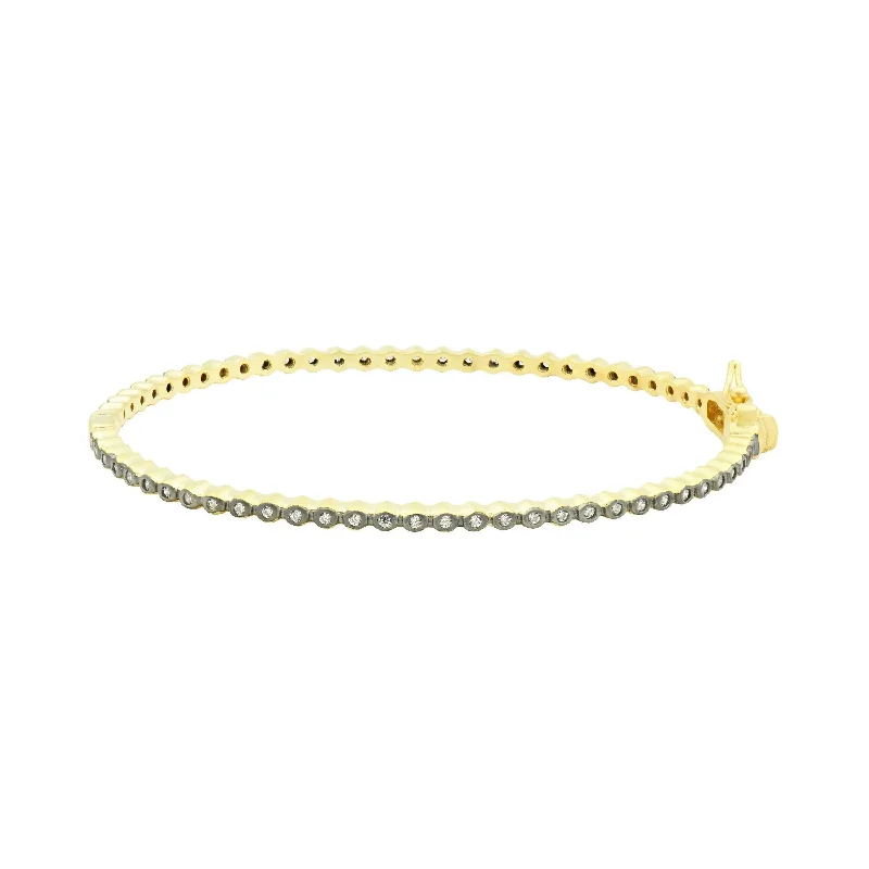 Signature Bezel Pavé Hinge Bangle